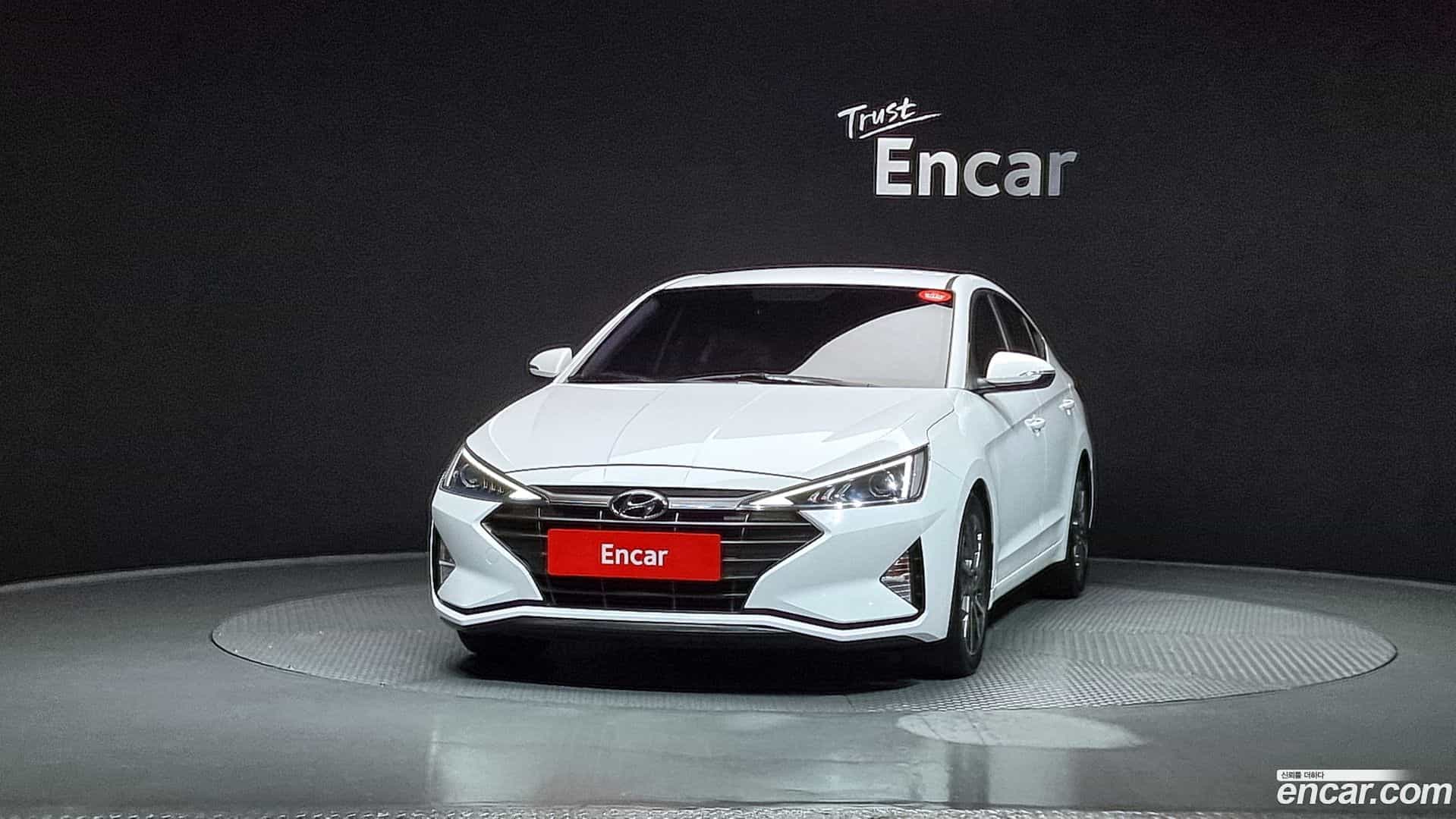 AVANTE Hyundai 2019.1-OUTER-003