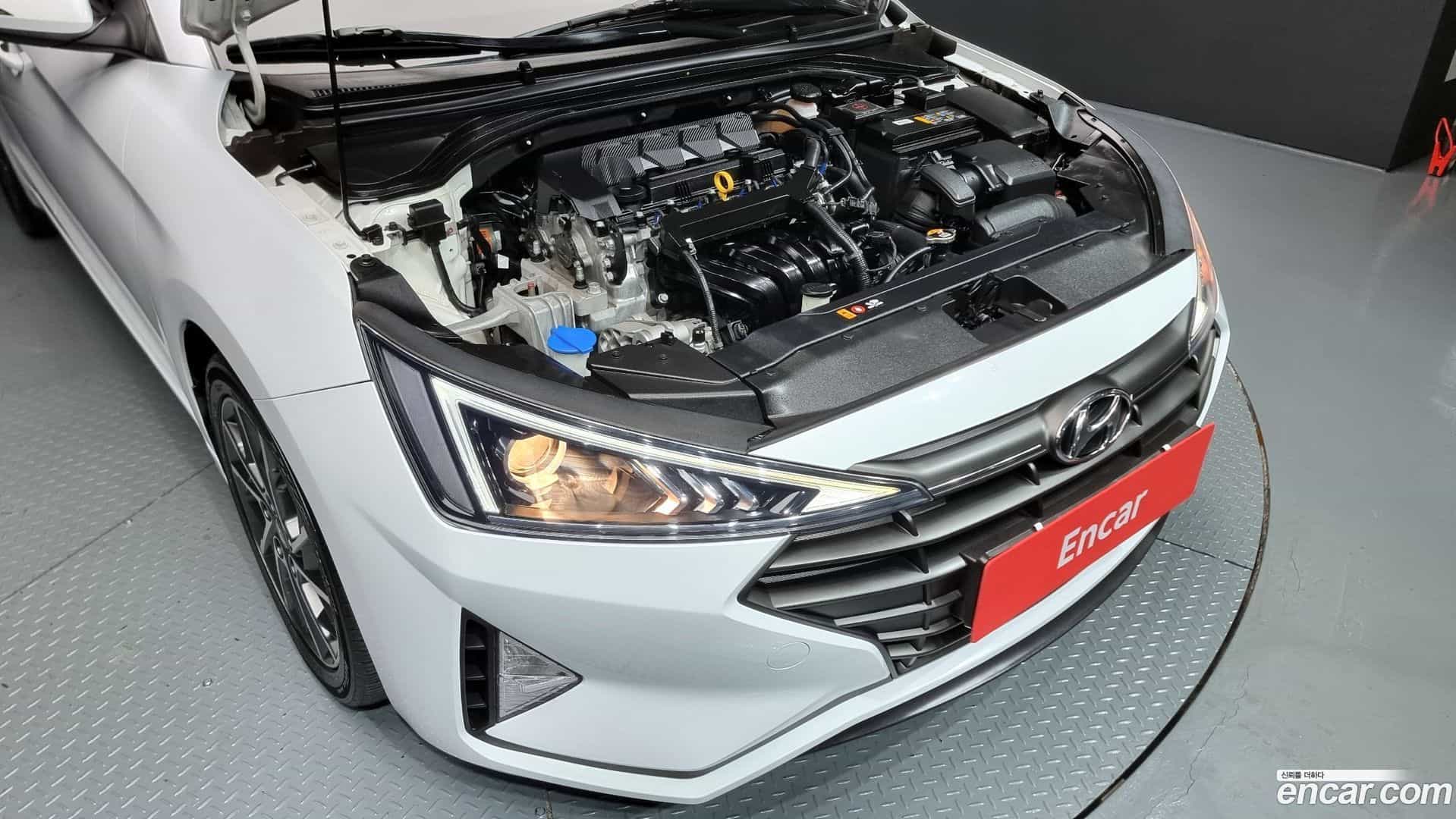AVANTE Hyundai 2019.1-OUTER-006