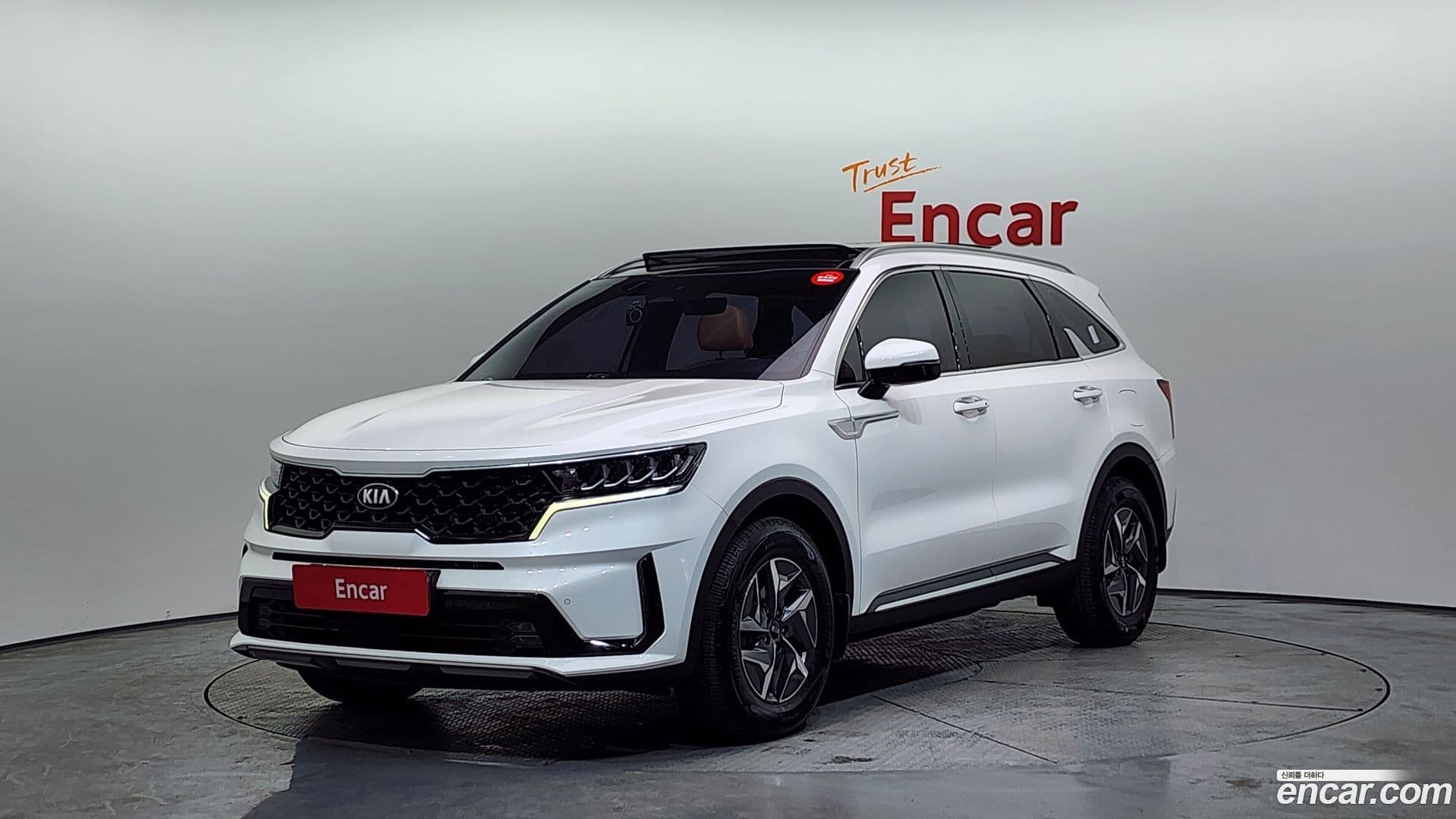 Main__Slider__Photo:Sorento Kia 2020.9-0