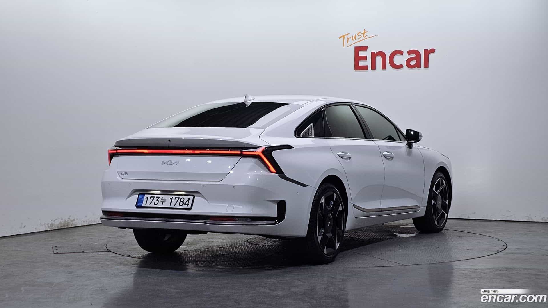 K8 Kia 2025.9-OUTER-002