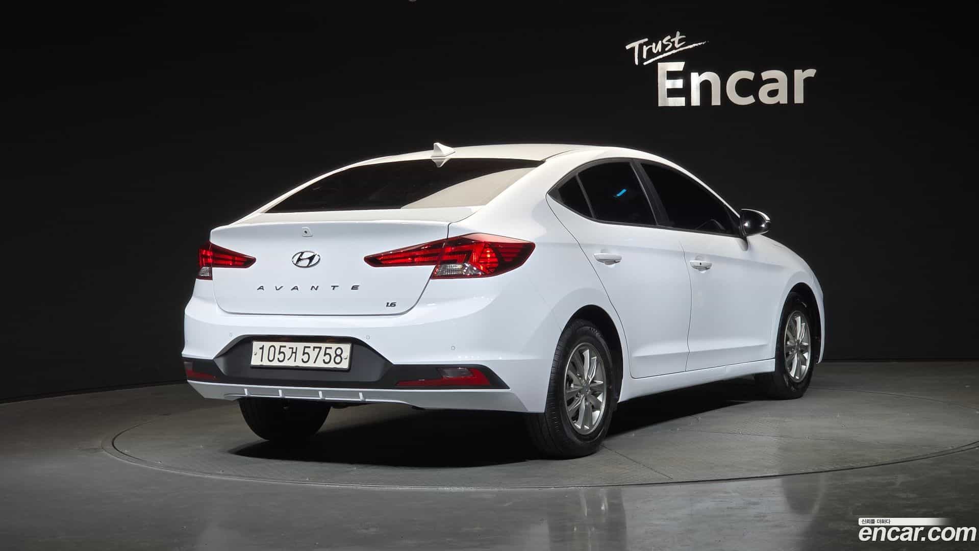 AVANTE Hyundai 2020.2-OUTER-002