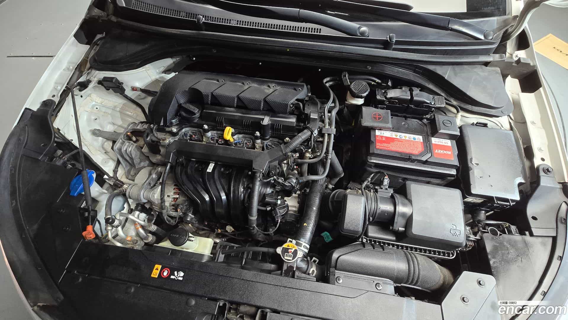 AVANTE Hyundai 2020.2-OUTER-006