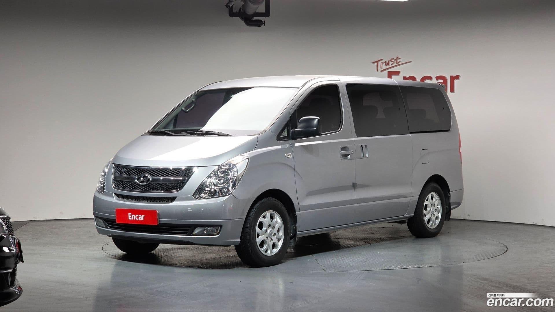 Main__Slider__Photo:Starex Hyundai 2013.8-0
