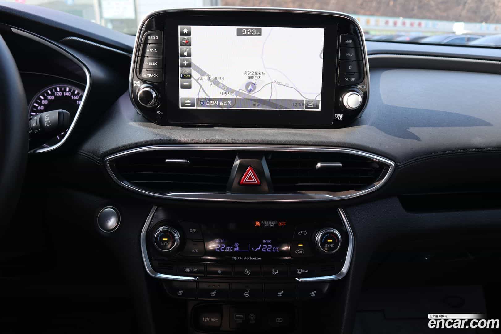 Santafe Hyundai 2018.3-OPTION-018