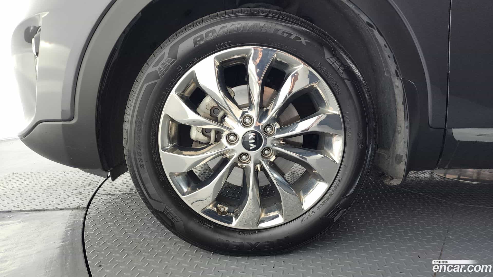 Sorento Kia 2018.1-OUTER-005