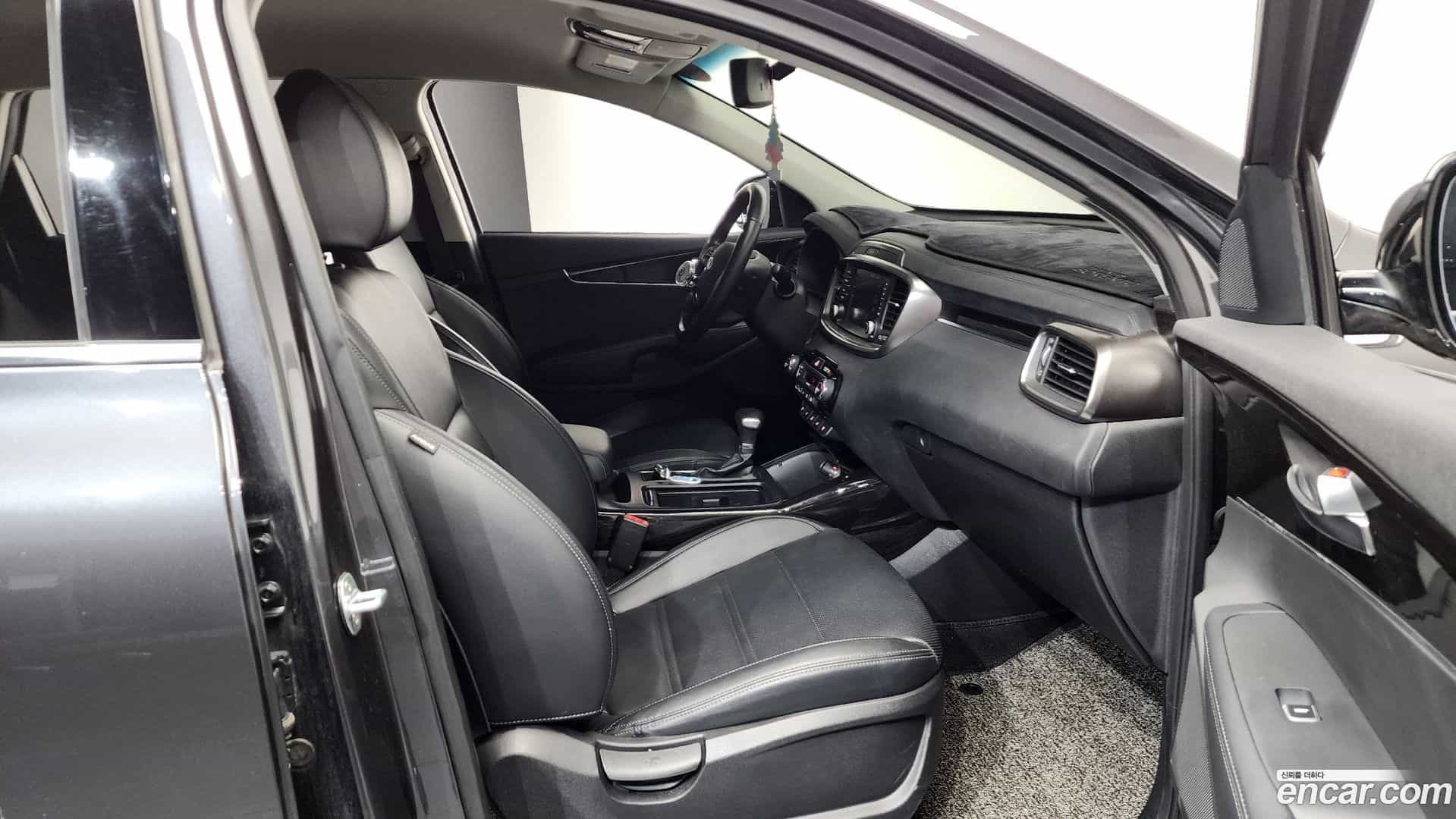 Sorento Kia 2018.1-OPTION-015