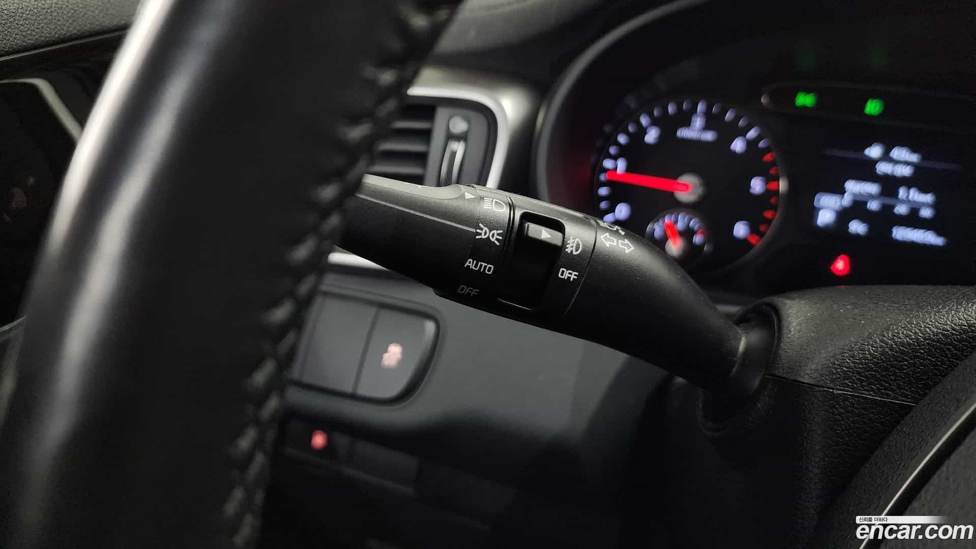 Sorento Kia 2018.1-OPTION-018
