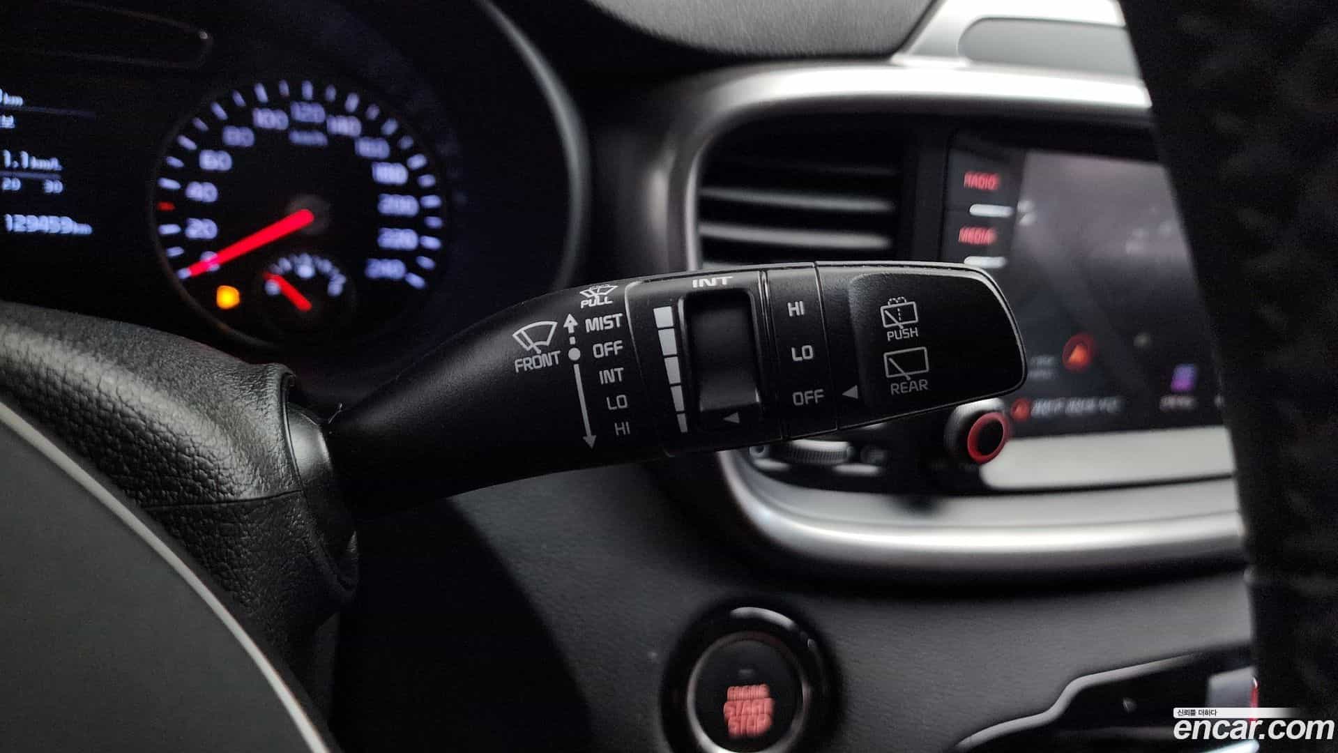 Sorento Kia 2018.1-OPTION-019