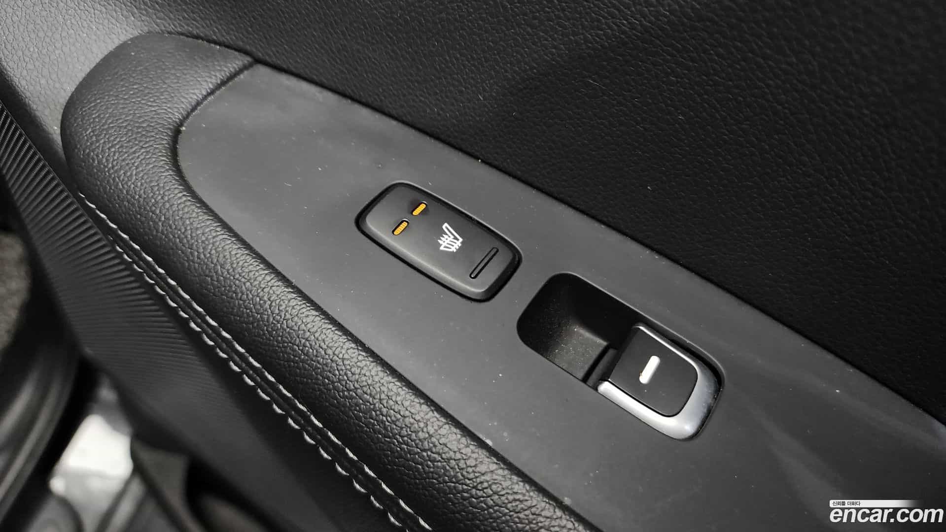 Sorento Kia 2018.1-OPTION-023
