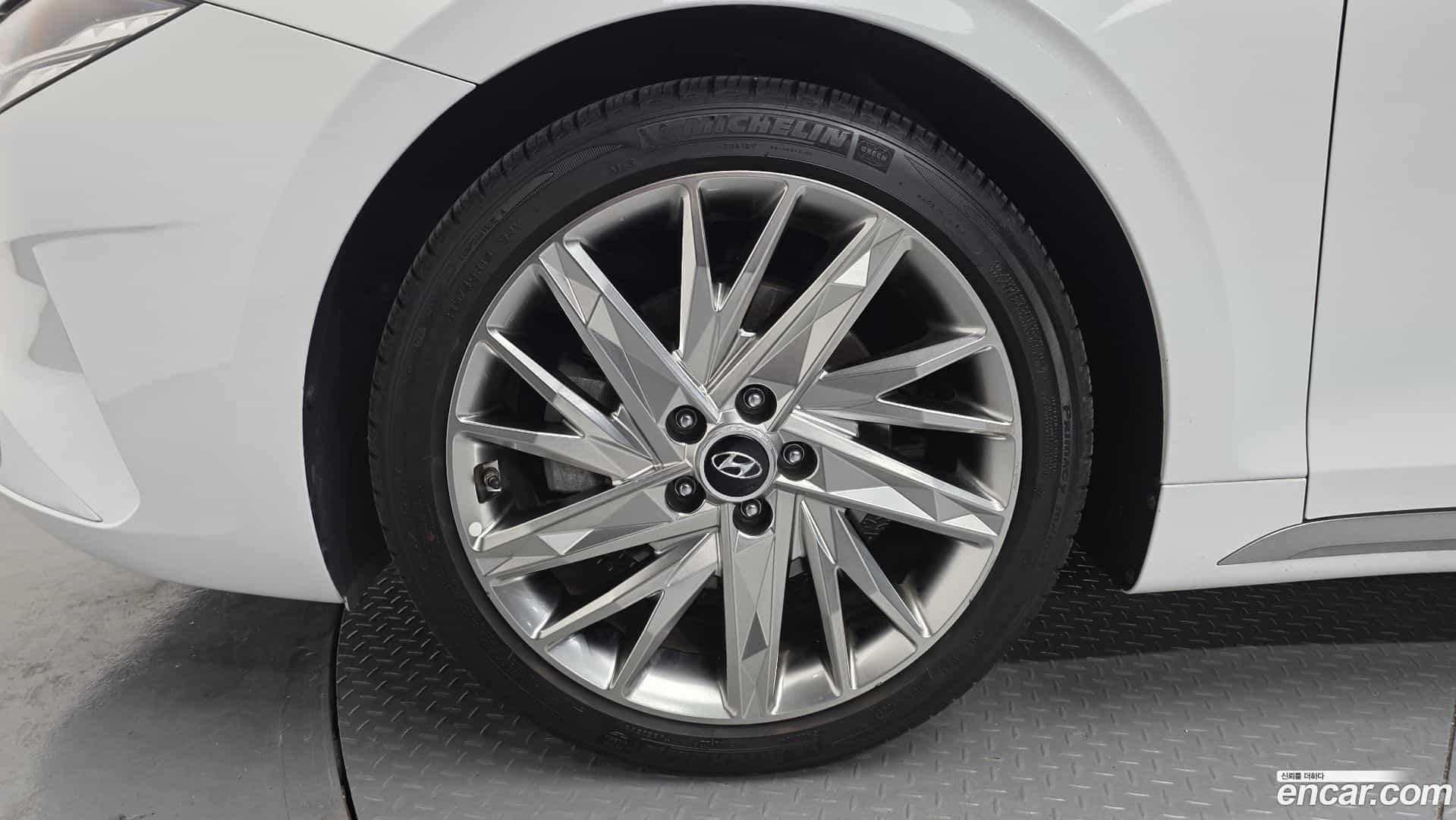 Grandeur Hyundai 2022.5-OUTER-005