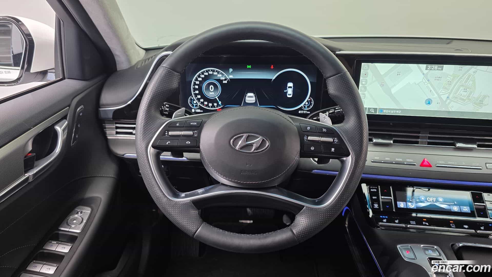 Grandeur Hyundai 2022.5-OPTION-017