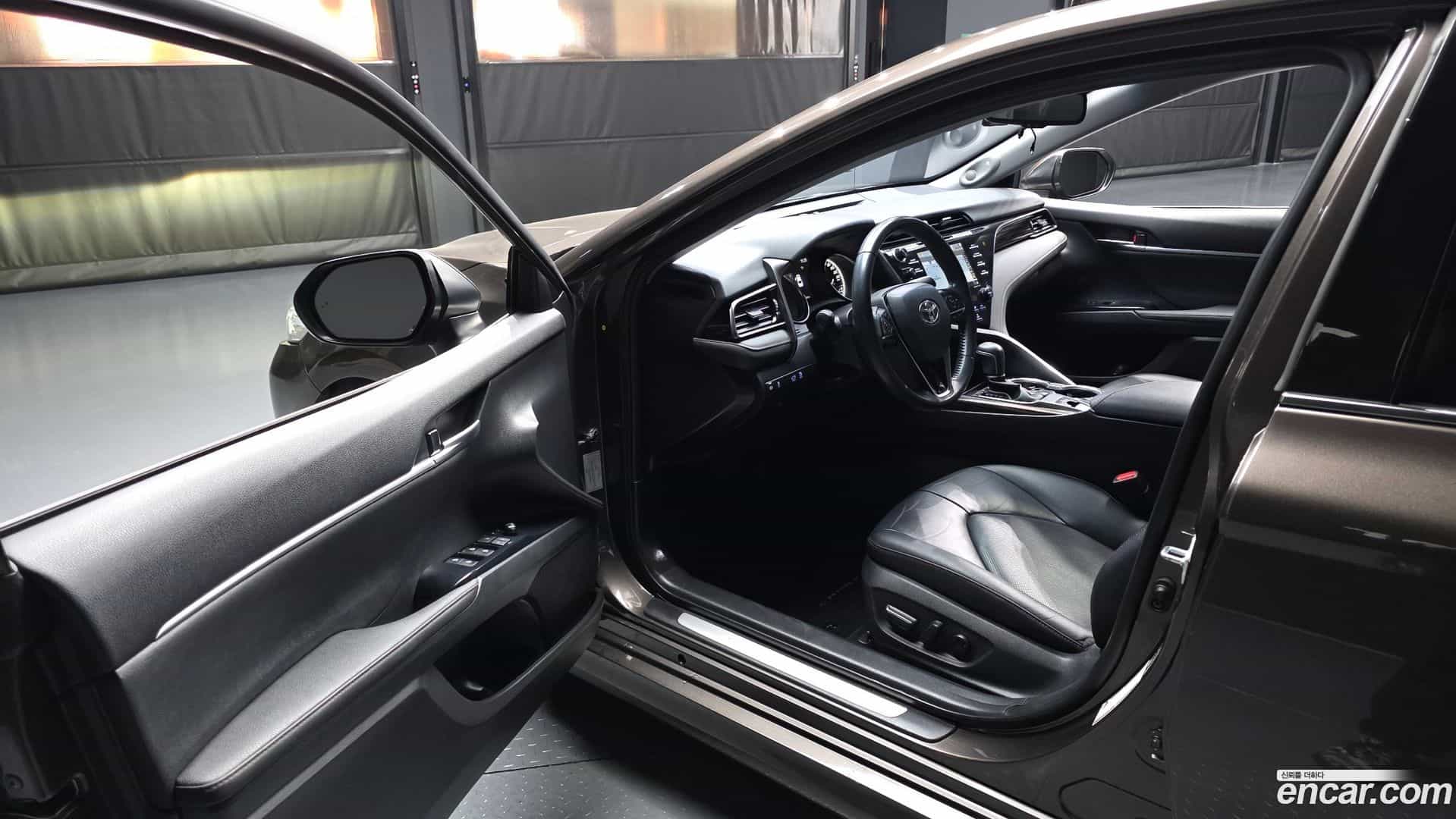 Camry Toyota 2019.3-INNER-010