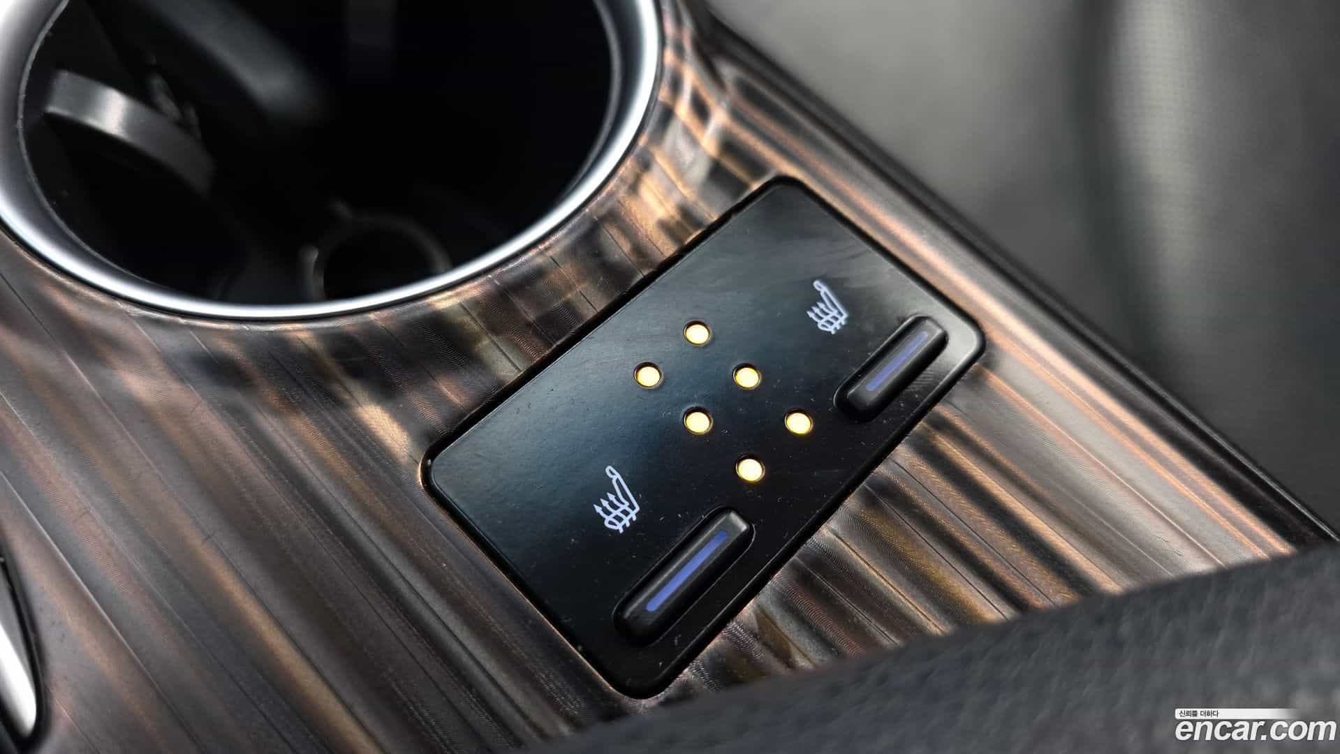 Camry Toyota 2019.3-OPTION-020