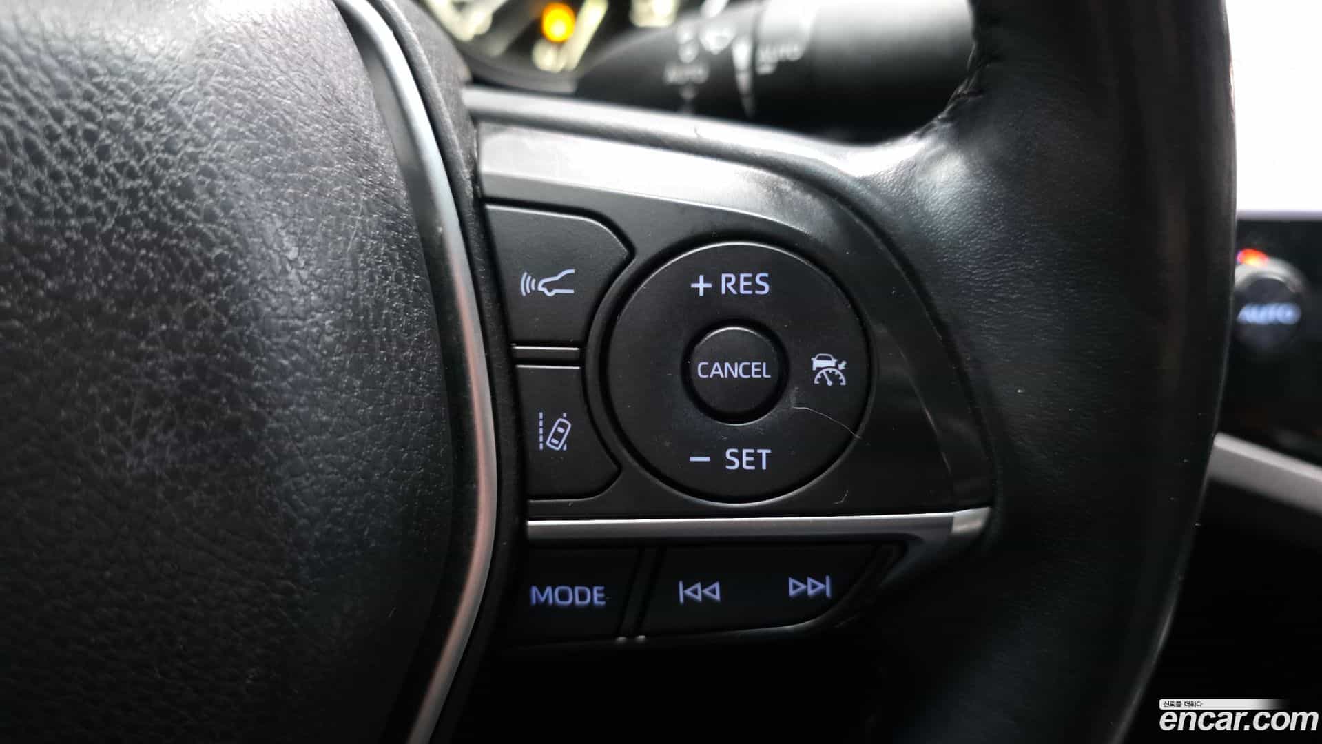 Camry Toyota 2019.3-OPTION-022