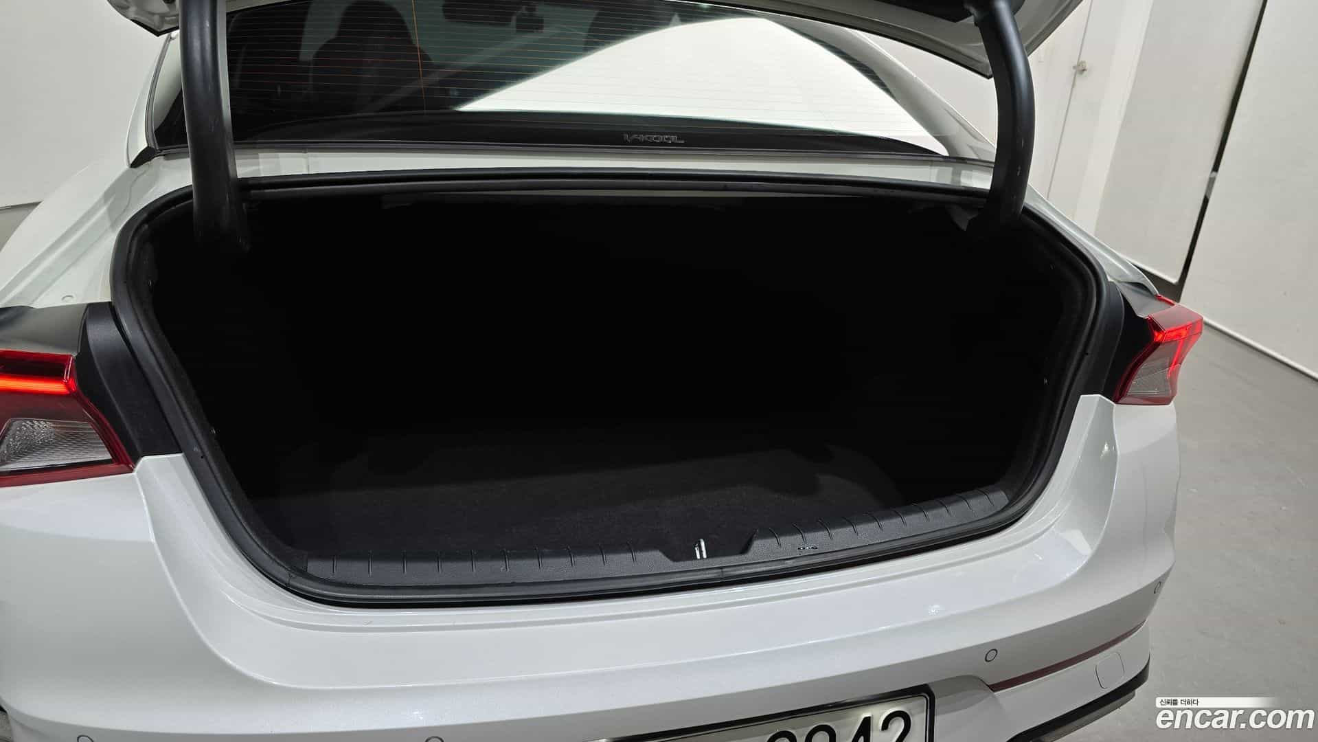 K5 Kia 2021.1-OPTION-024