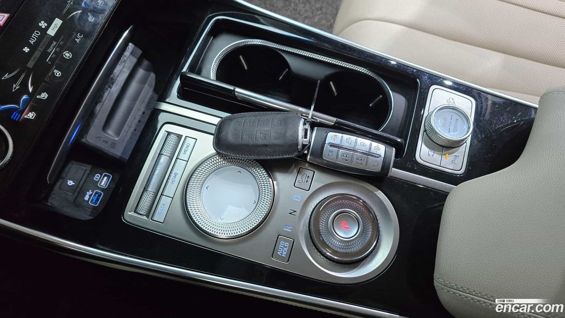 GV80 Genesis 2021.2-INNER-009