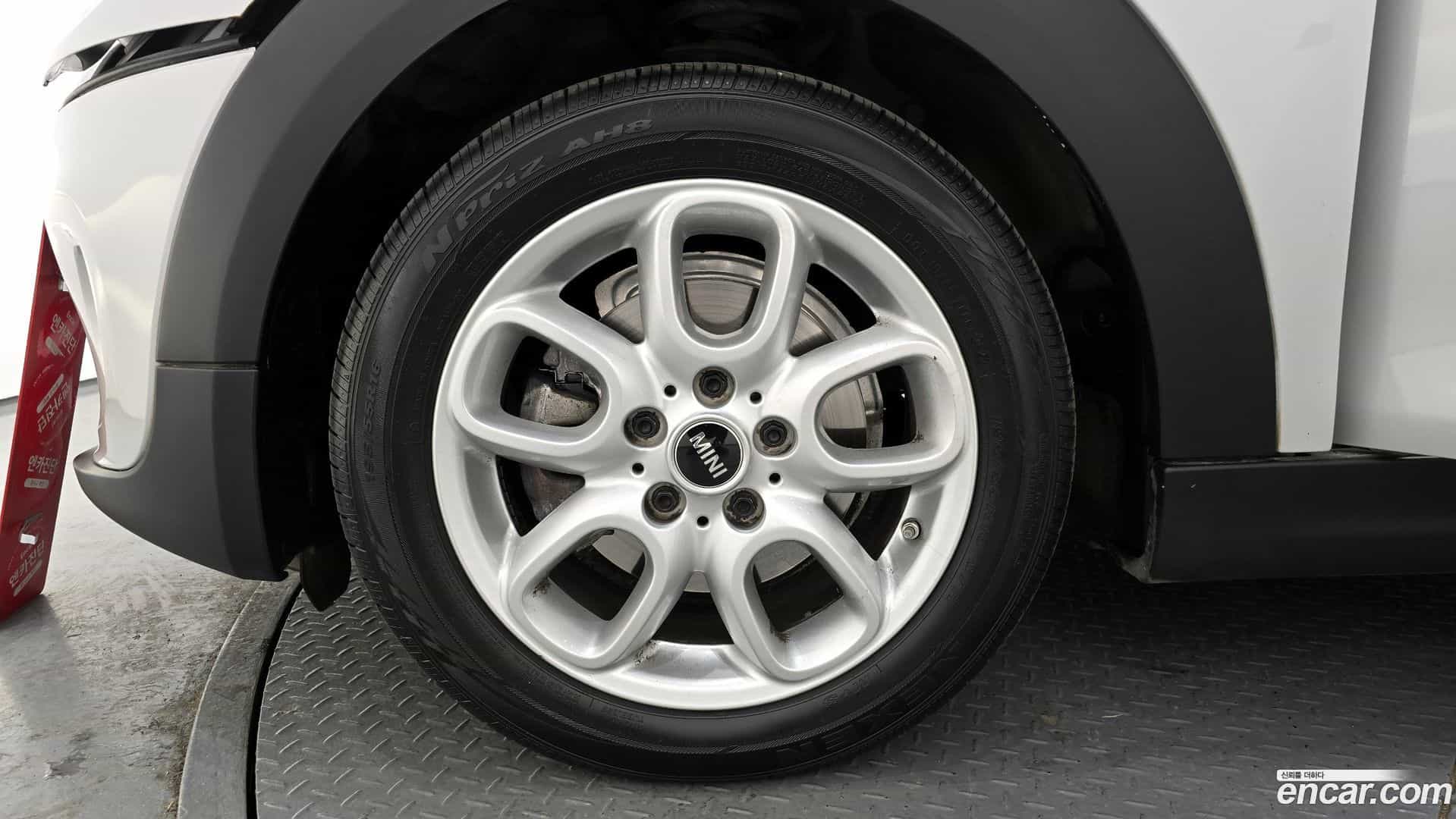 Cooper Mini 2020.4-OUTER-005