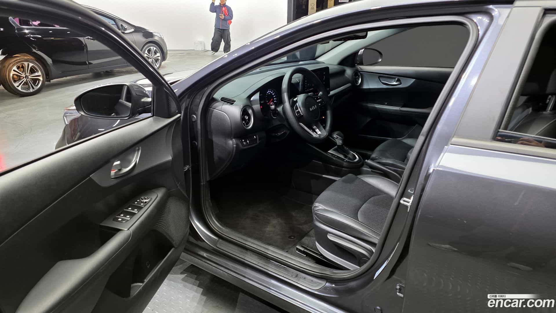 K3 Kia 2021.11-INNER-010