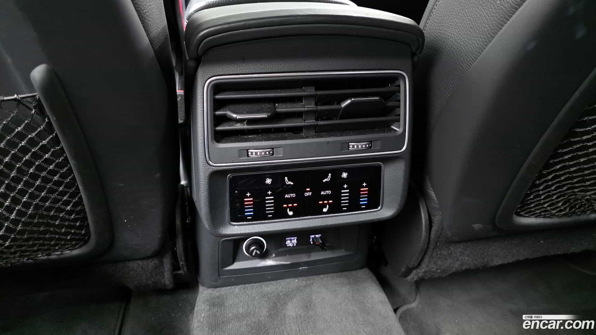 Q8 Audi 2020.6-OPTION-023