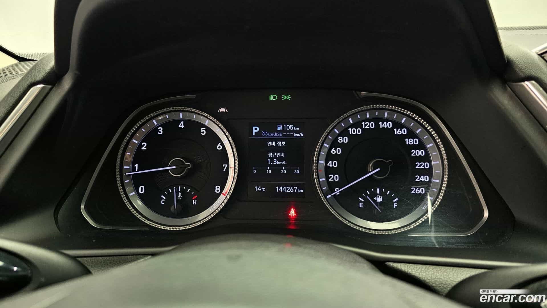 Sonata Hyundai 2019.6-INNER-008