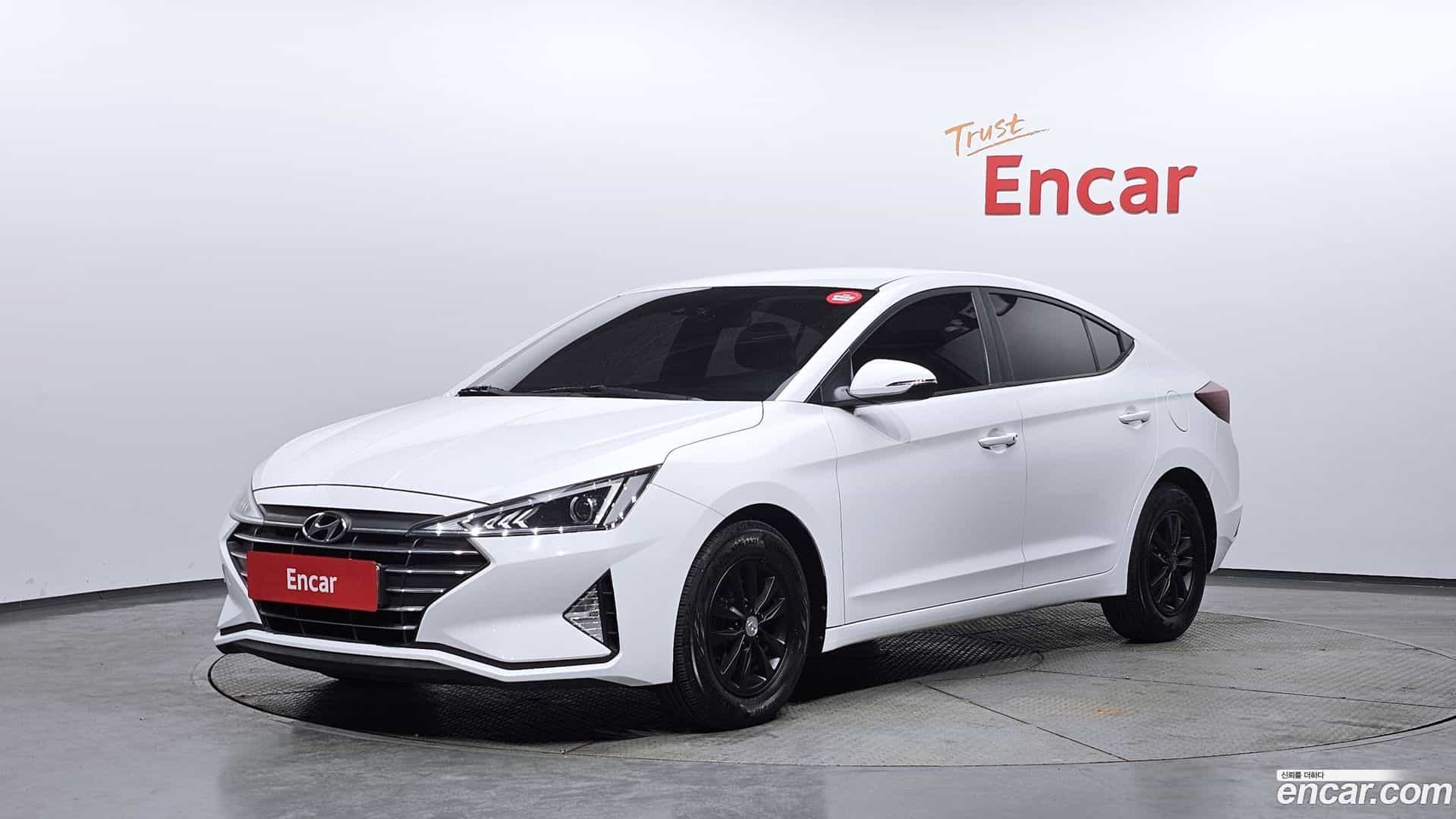 AVANTE Hyundai 2019.7-OUTER-001
