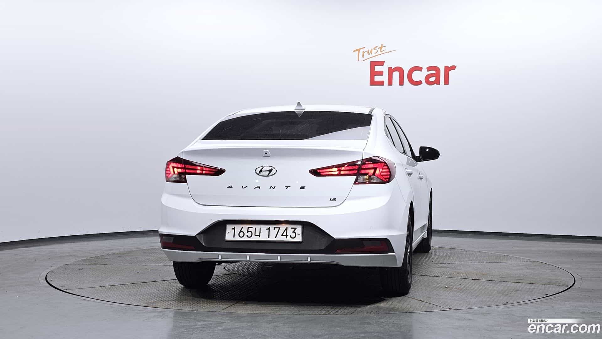 AVANTE Hyundai 2019.7-OUTER-004