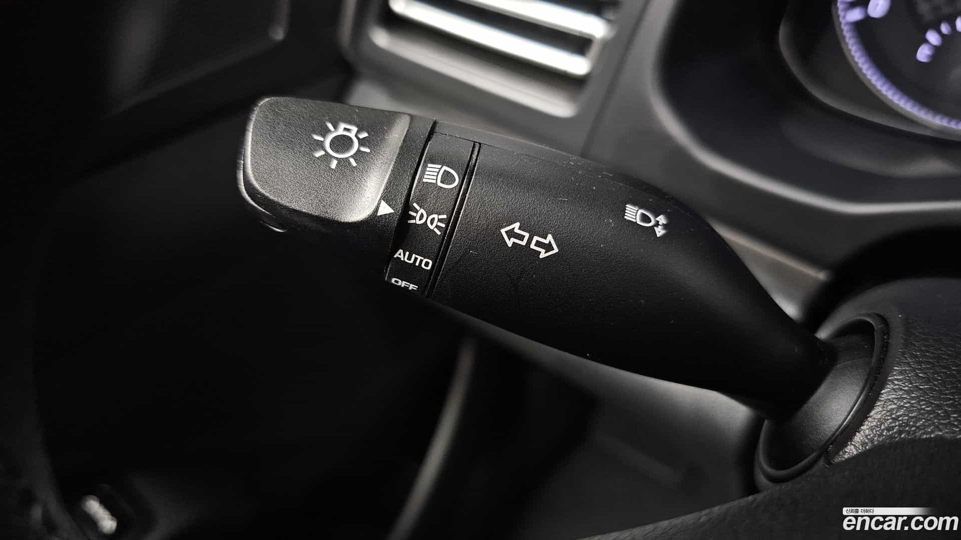 AVANTE Hyundai 2019.7-OPTION-021