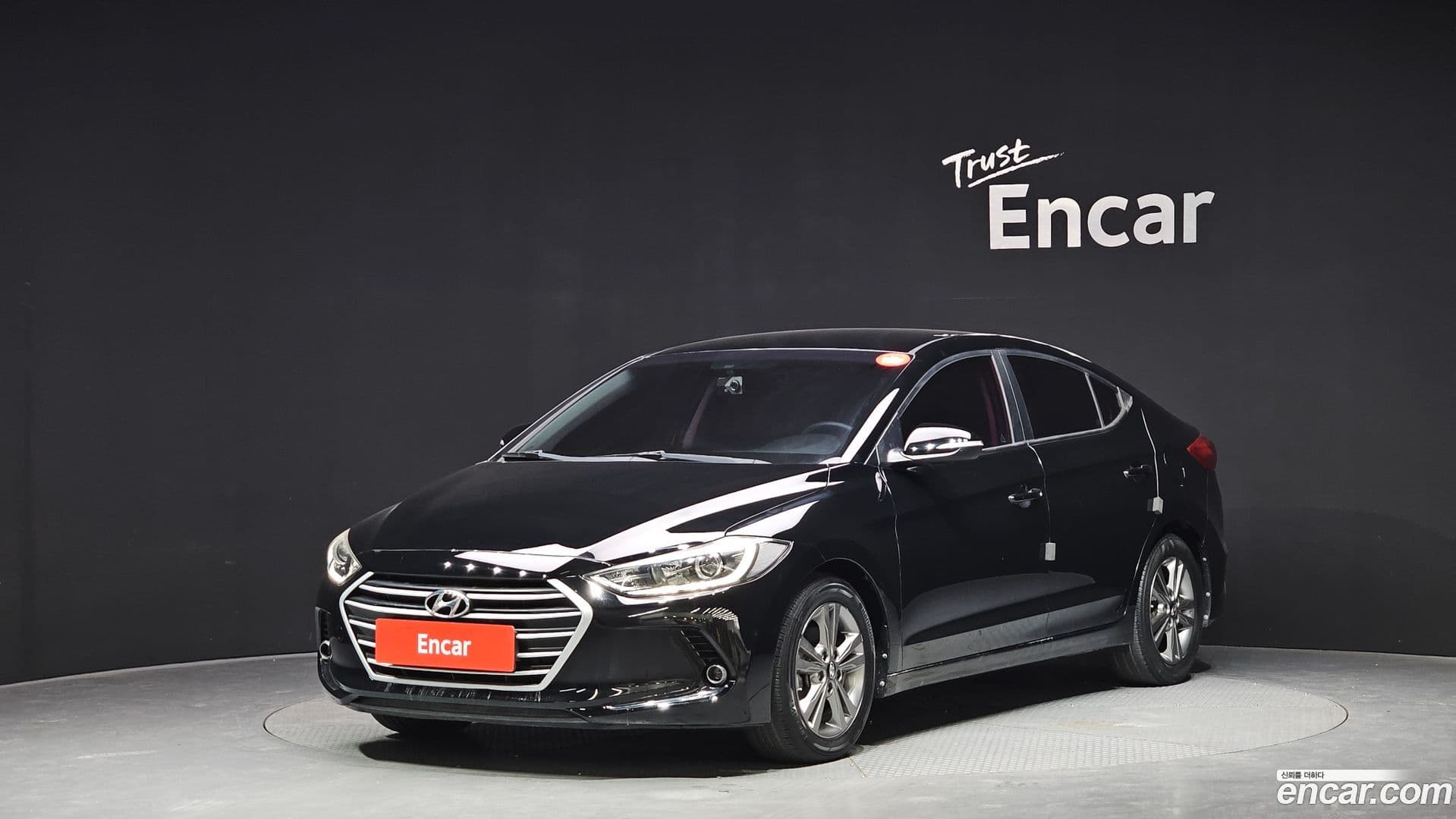 Main__Slider__Photo:AVANTE Hyundai 2015.10-0