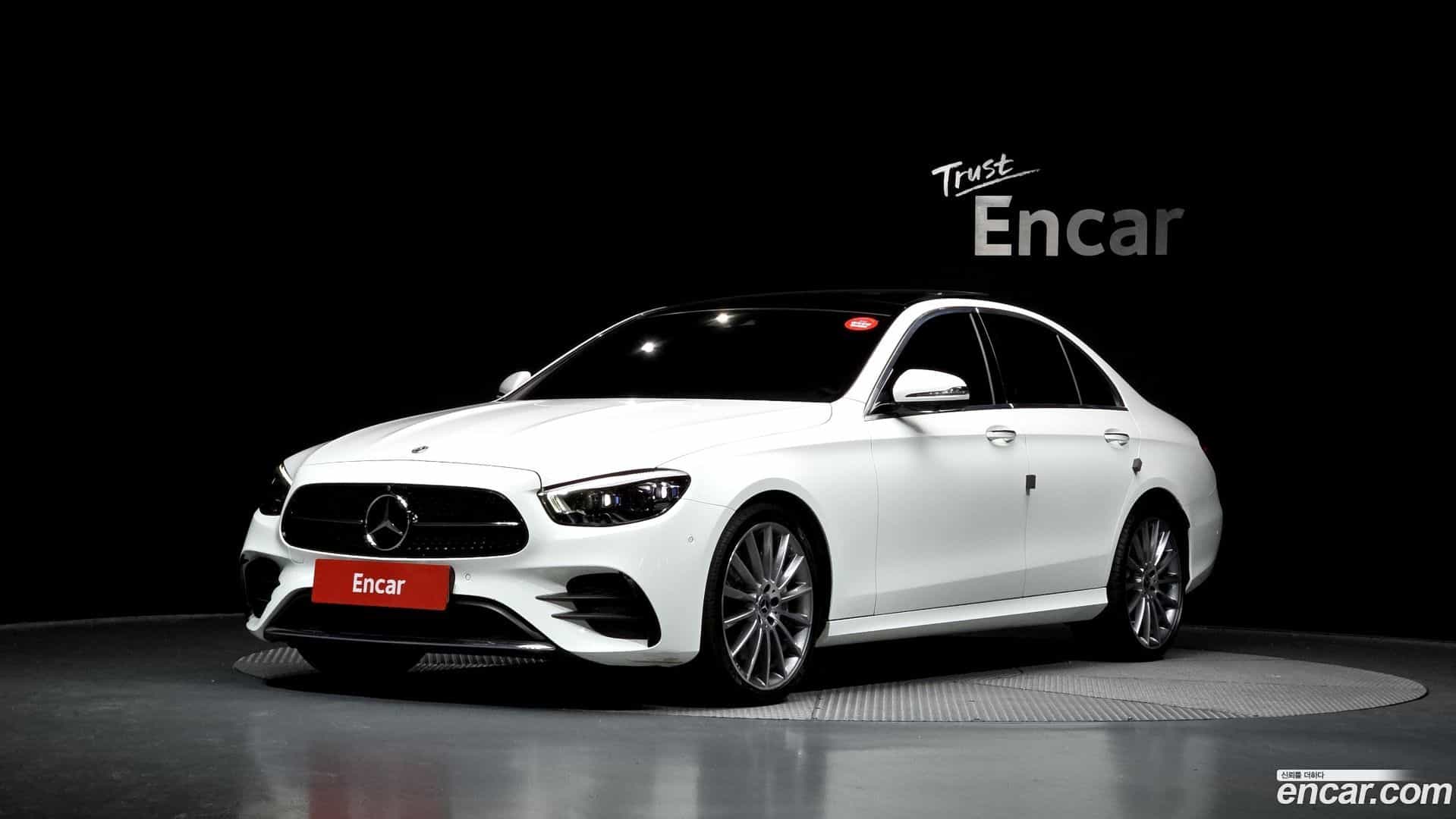 E-Class Mercedes-Benz 2022.3-OUTER-001
