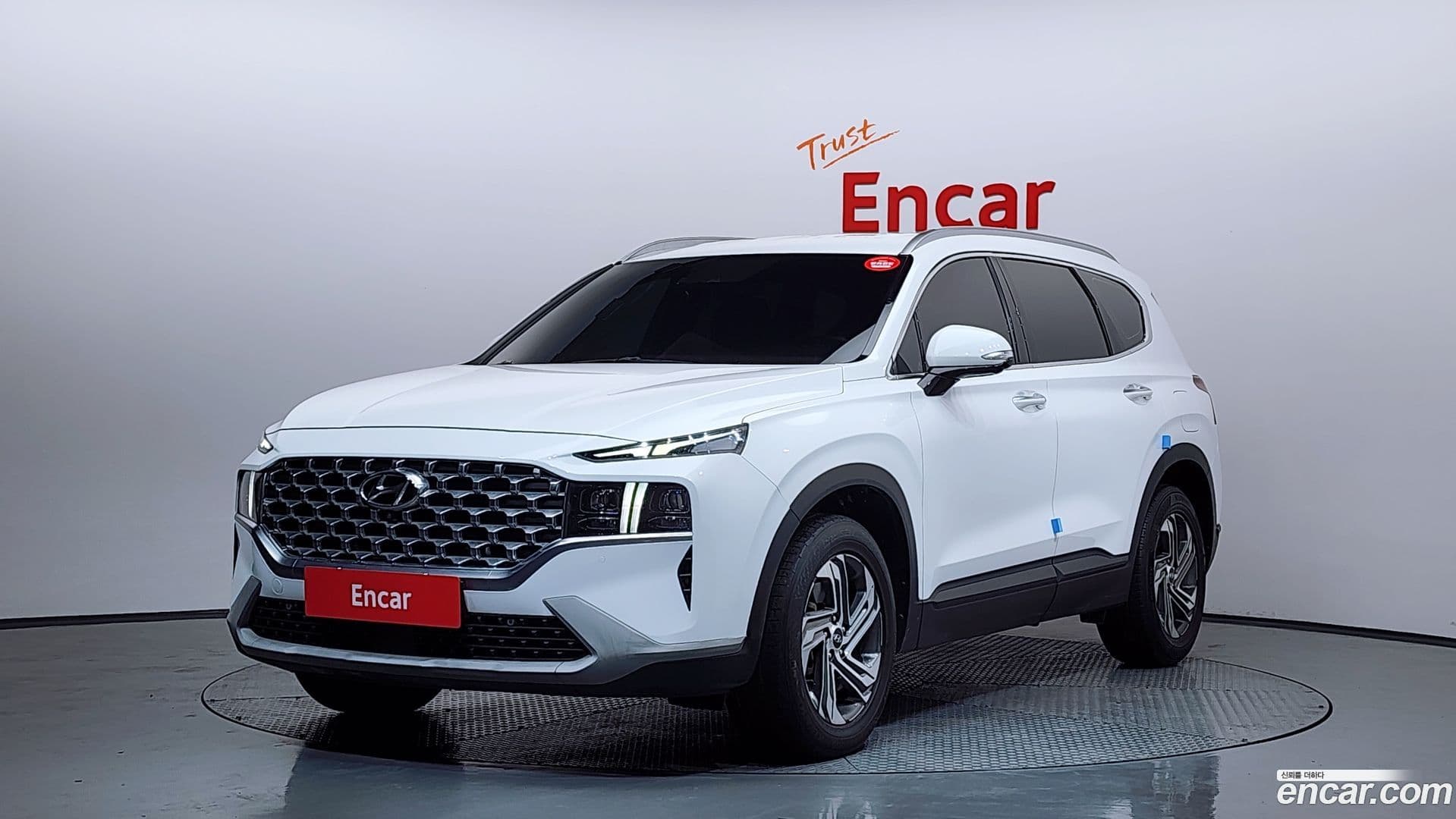 Main__Slider__Photo:Santafe Hyundai 2020.6-0