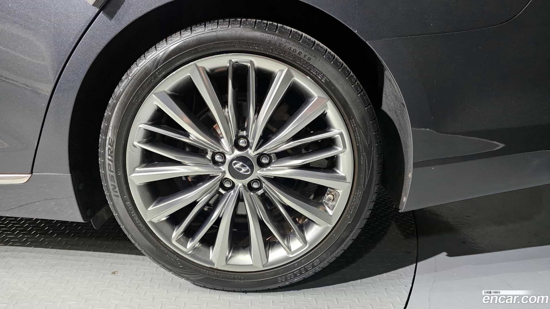 Grandeur Hyundai 2016.11-OUTER-005