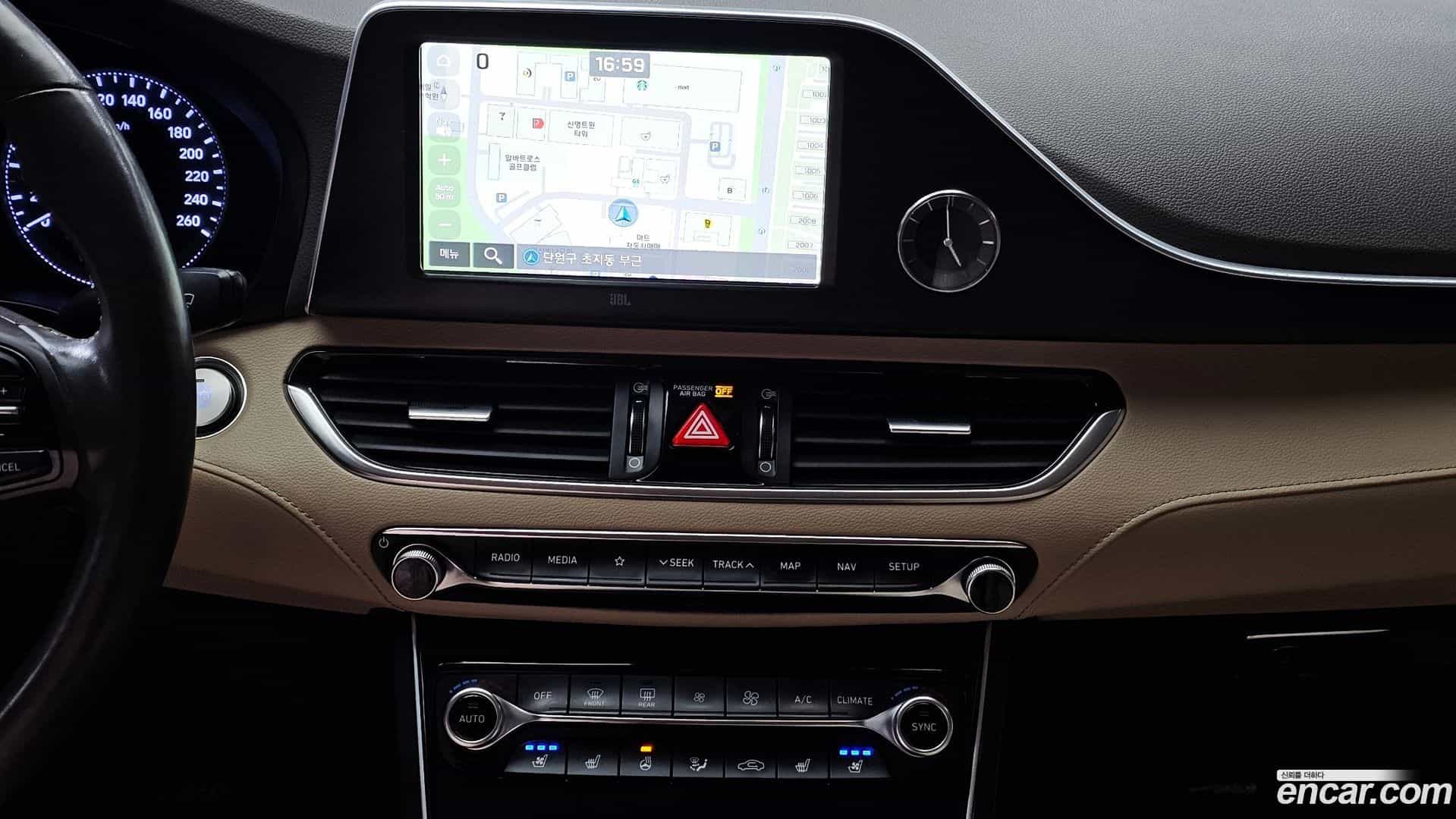 Grandeur Hyundai 2016.11-OPTION-024