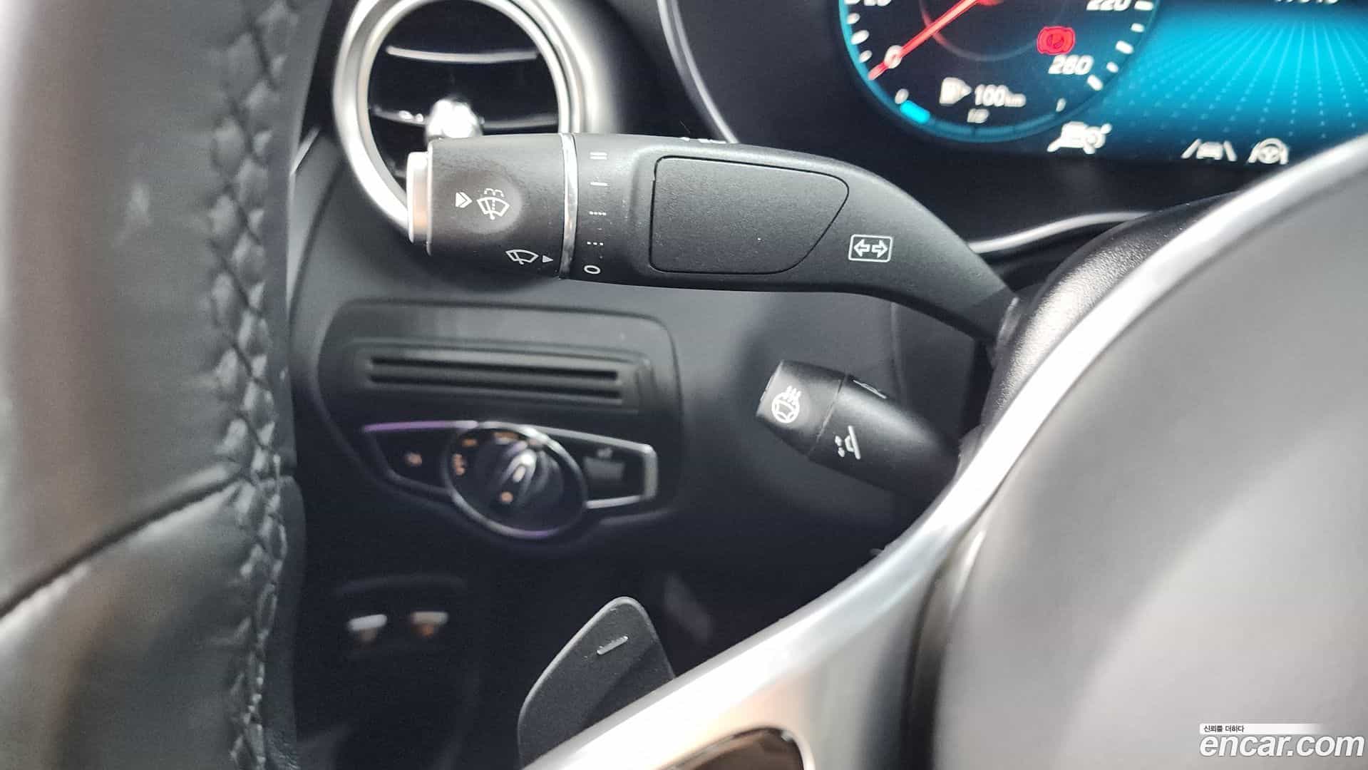 GLC-Class Mercedes-Benz 2021.8-OPTION-018