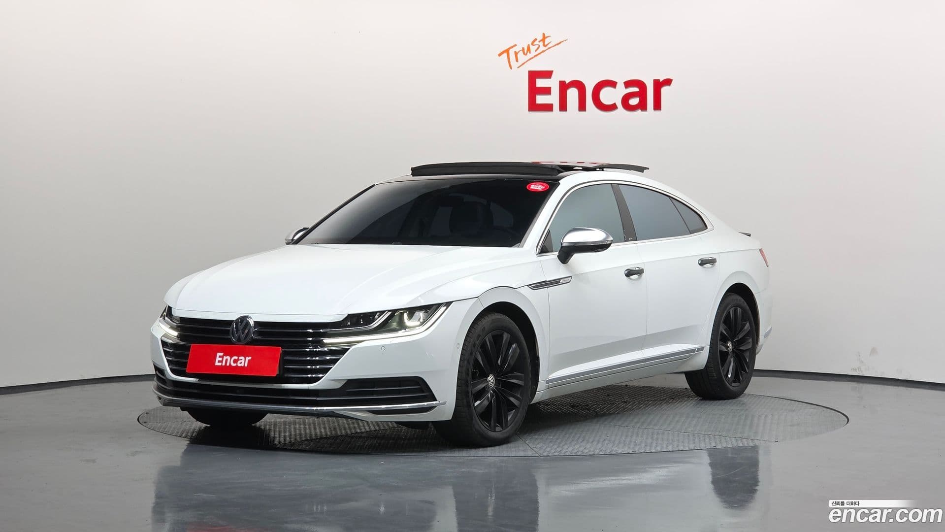 Main__Slider__Photo:Arteon Volkswagen 2019.4-0