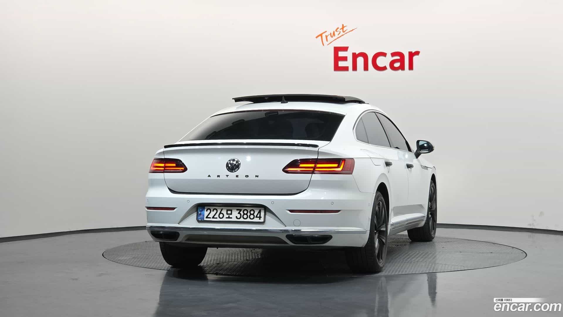 Arteon Volkswagen 2019.4-OUTER-004