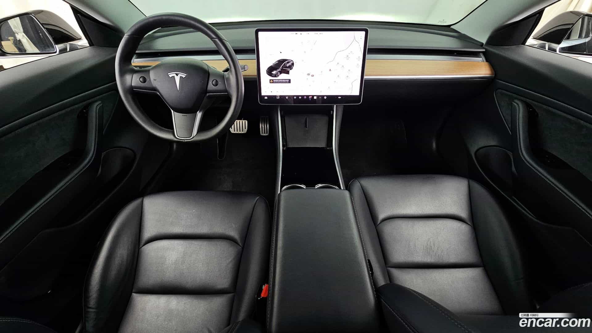 Model 3 Tesla 2020.4-INNER-007