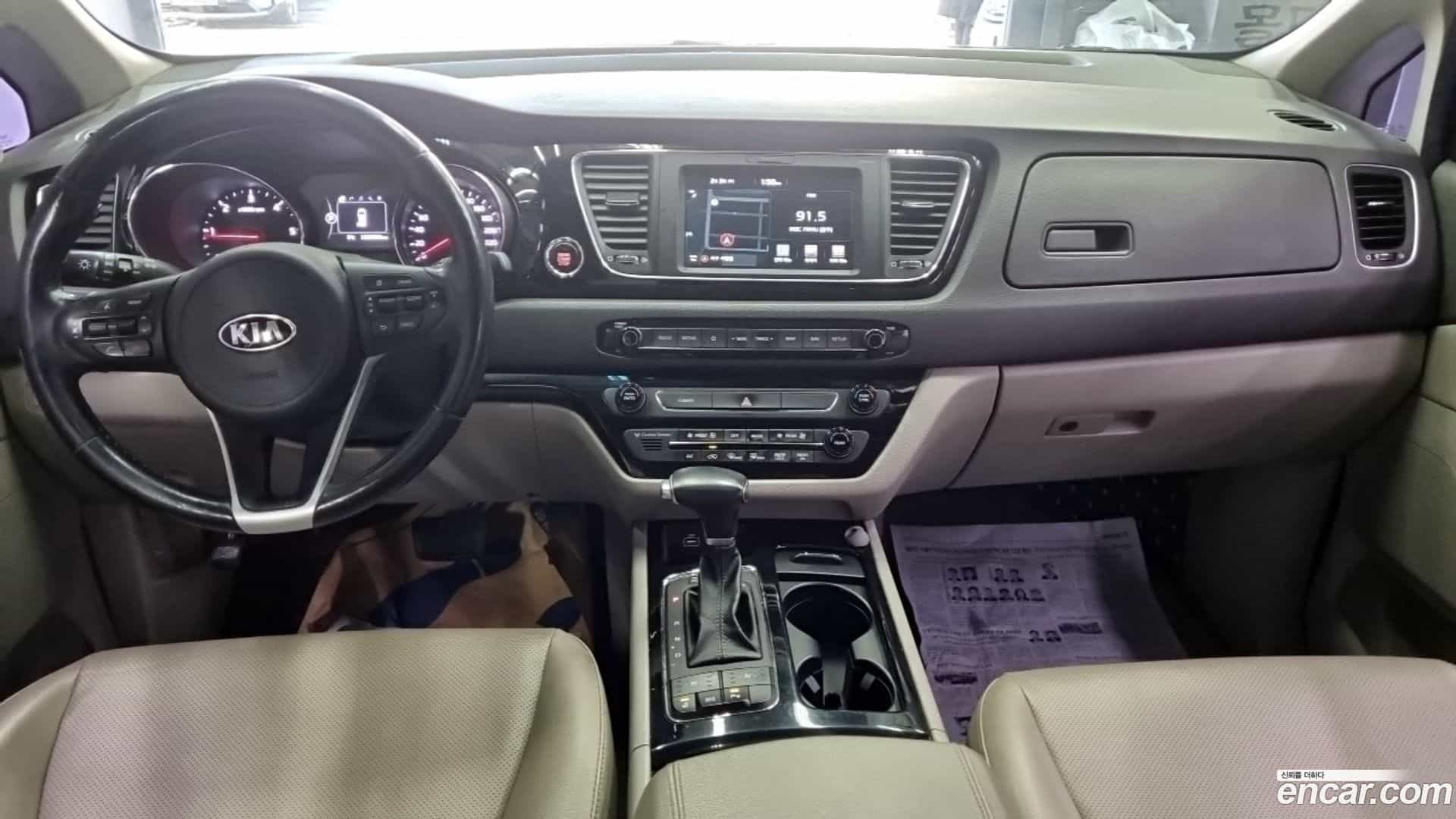 Canival Kia 2017.8-OPTION-020