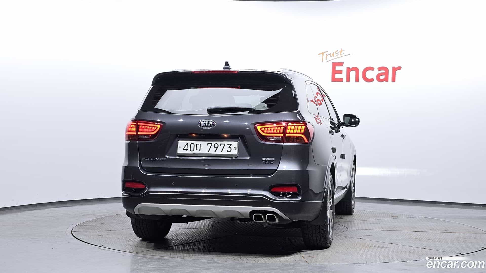 Sorento Kia 2018.10-OUTER-004