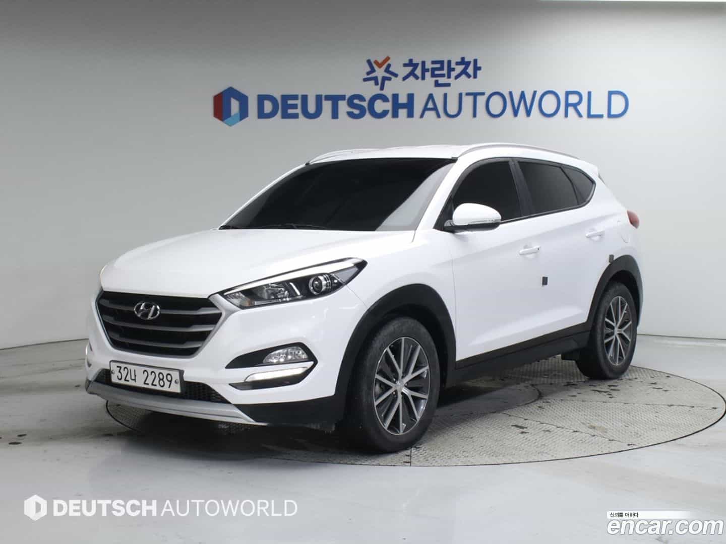 Tucson Hyundai 2017.0-OUTER-001