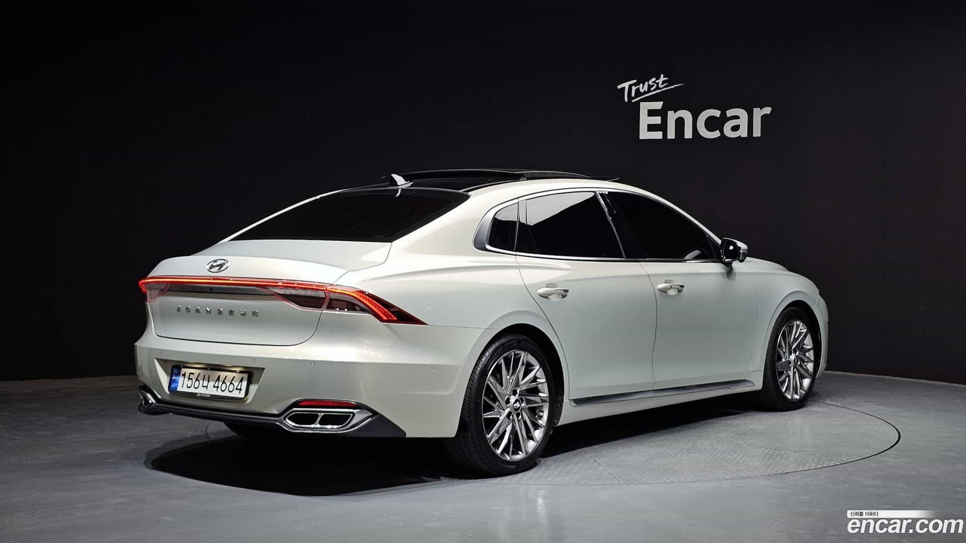 Grandeur Hyundai 2019.11-OUTER-002