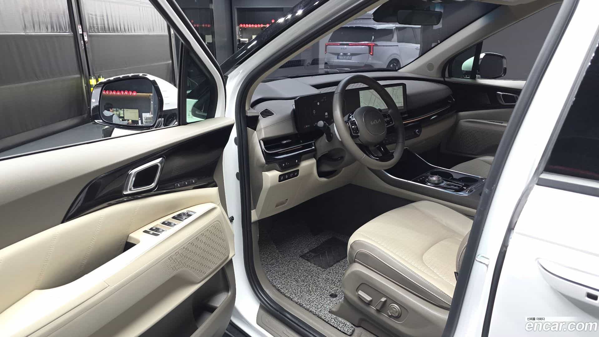 Canival Kia 2023.10-INNER-010