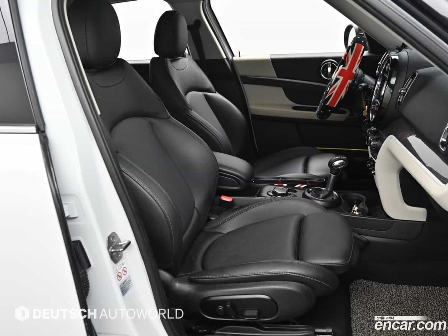 Countryman Mini 2019.6-INNER-010