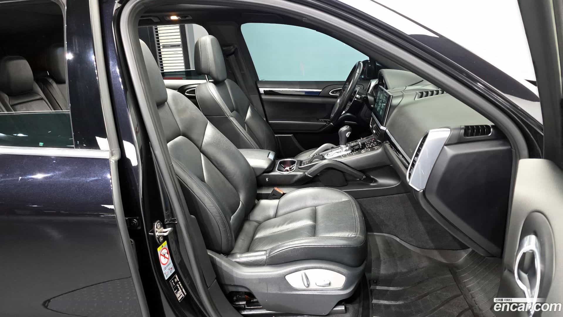 Cayenne Porsche 2015.9-OPTION-015