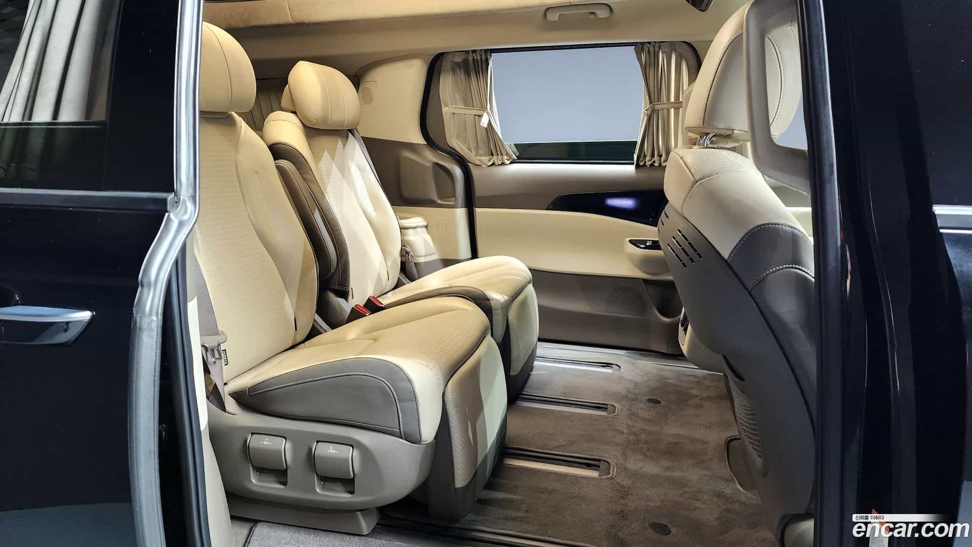 Canival Kia 2023.1-OPTION-016