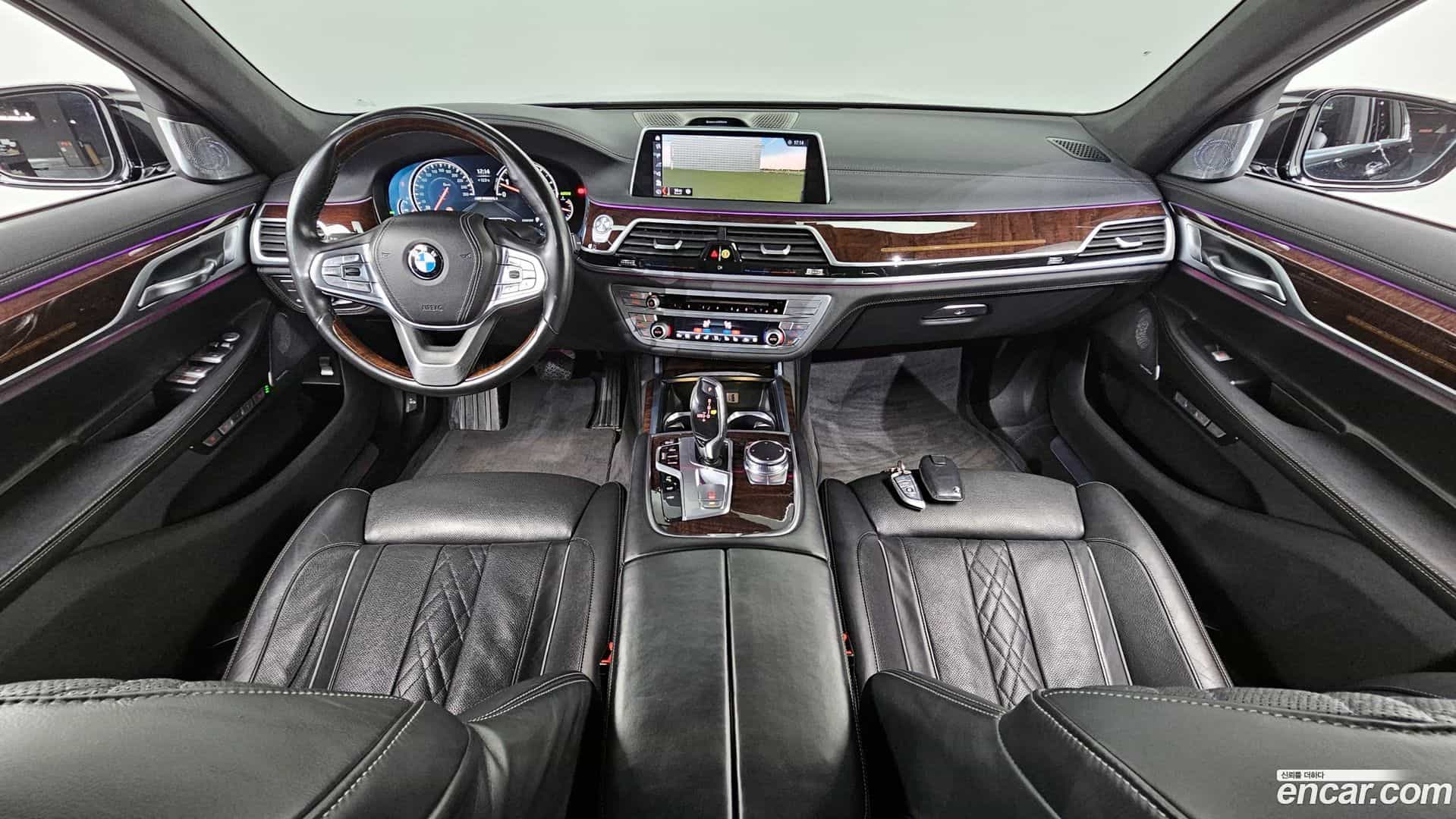 7-Series BMW 2015.11-INNER-007