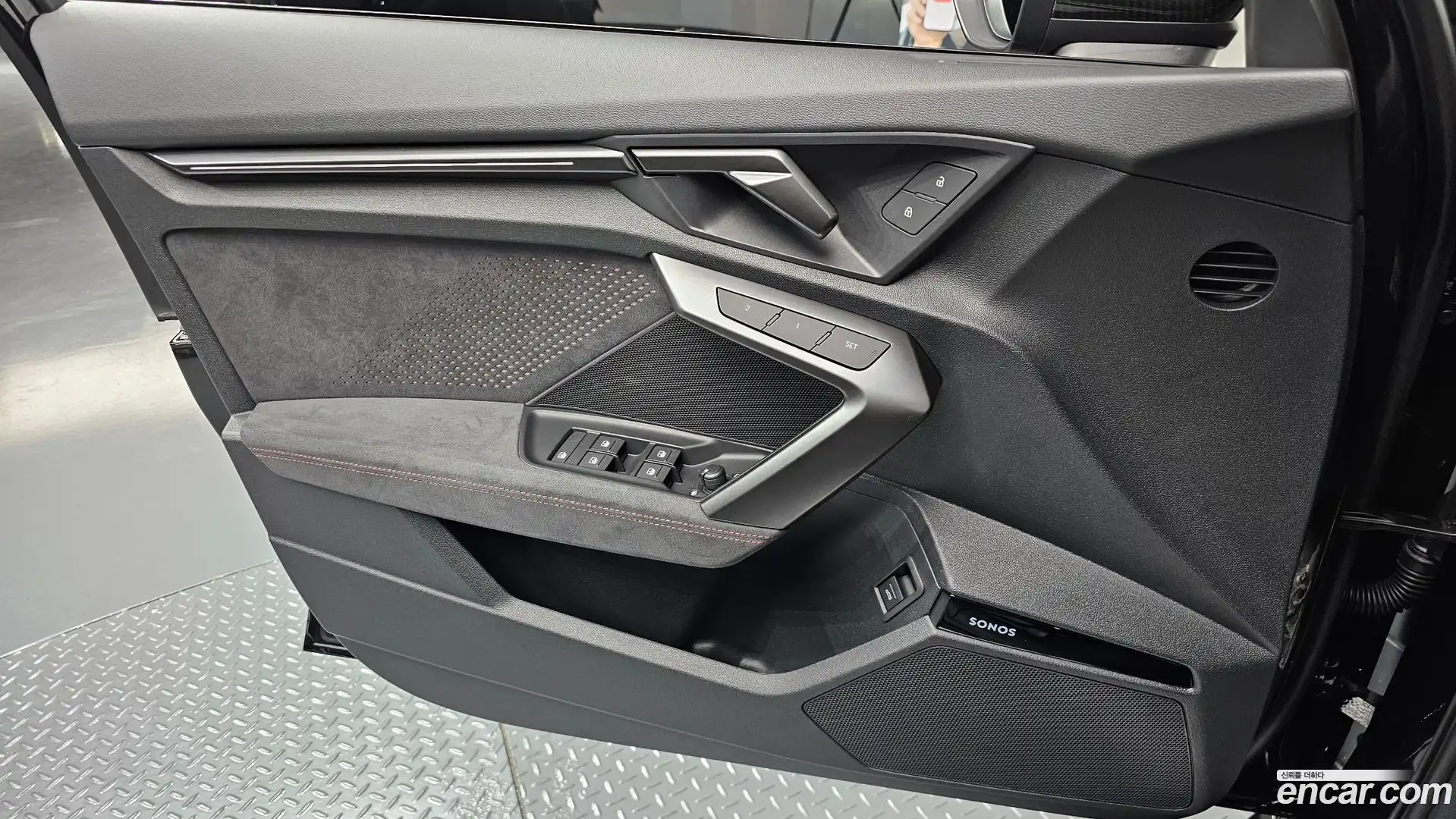 RS3 Audi 2025.9-OPTION-018