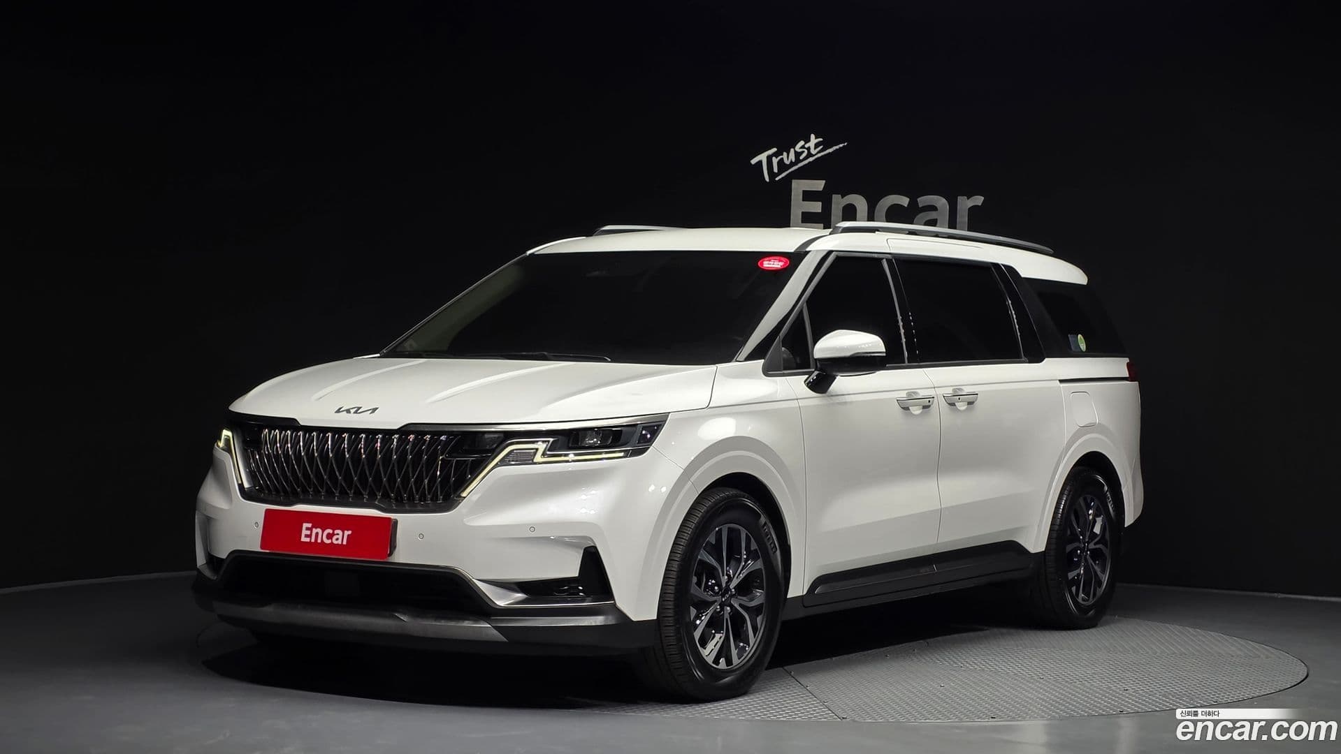 Main__Slider__Photo:Canival Kia 2022.0-0