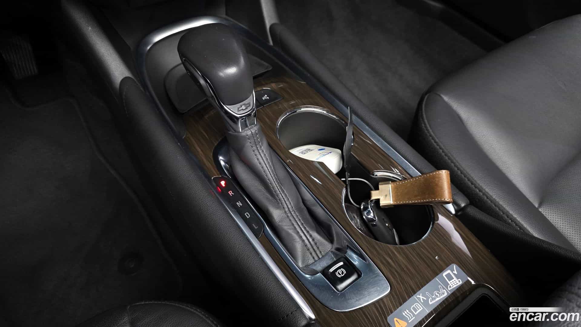 Malibu Chevrolet 2021.11-INNER-009