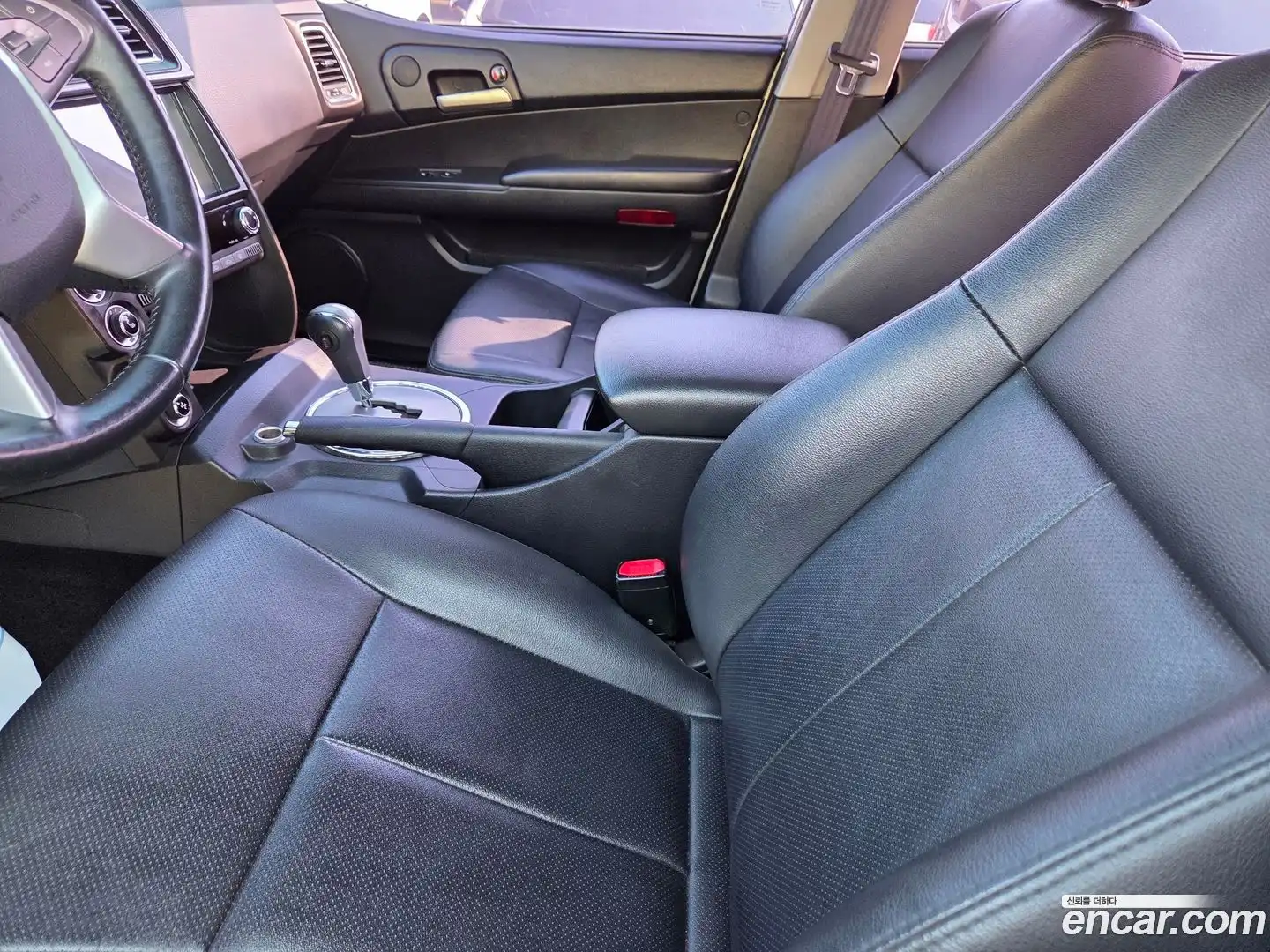 KORANDO KG Mobility 2016.9-INNER-009