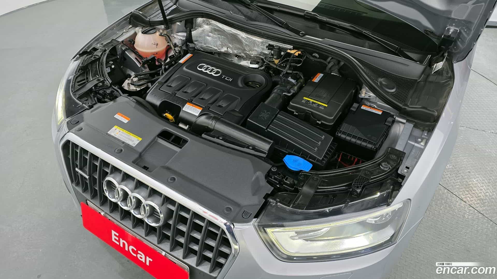 Q3 Audi 2015.4-OUTER-006